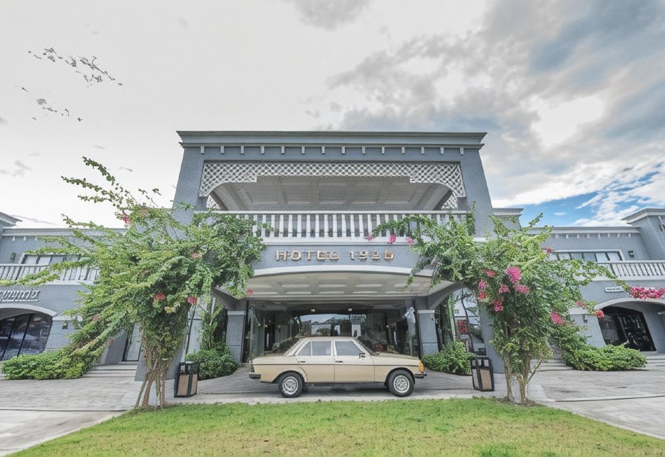 hotel overview picture