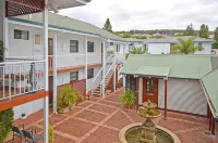Dolphin Lodge Albany - Self Contained Apartments at Middleton Beach Hotels in Middleton Beach