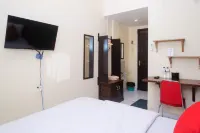 Travelista Homestay Near Gor Candradimuka Semarang Mitra RedDoorz Hotels in Gunung Pati