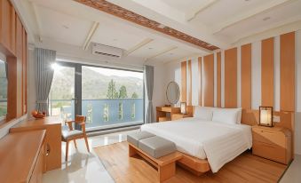 Trân Châu Beach & Resort