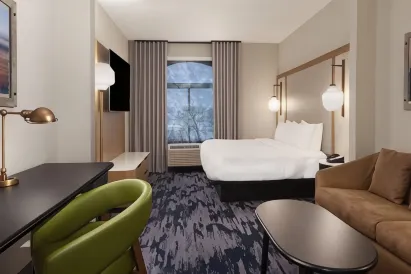 Fairfield Inn & Suites Charleston