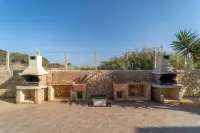 Borgo Marino Beach Residence Hotels in der Nähe von Porta D'Europa