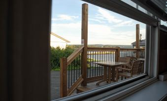 Harbourview Motel and Accommodations