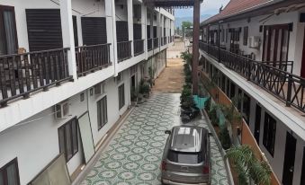 Vang Vieng Family Boutique Hotel