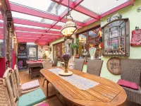 Charmante Ferienwohnung in Wismar Mit Garten