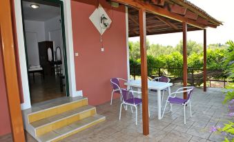Studios Dimitris Giatras