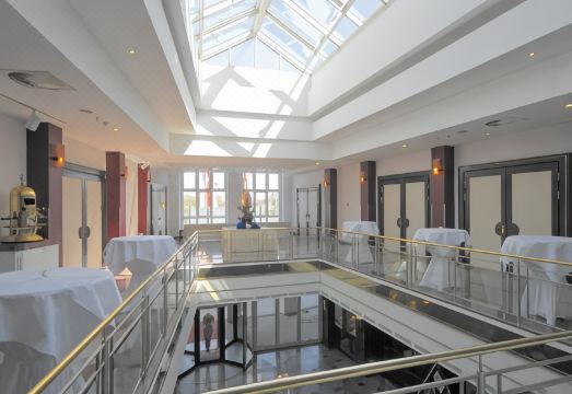 래디슨 블루 호텔 콧부스