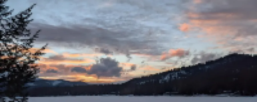 Lakefront guest house,  dock access. Kayak, peddleboat, and rowboat... fishing.