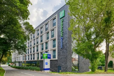 Holiday Inn Express Goettingen Отели в г. 