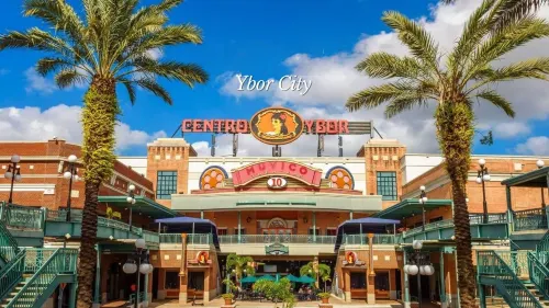 Heated Pool and Fire Pit Oasis - Stunning Family Retreat