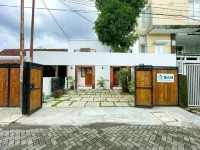 Omah SaM Guesthouse Jogja - Hostellit
