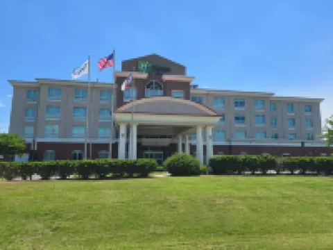 Holiday Inn Express & Suites SMITHFIELD - SELMA I-95 by IHG Hotels in Smithfield