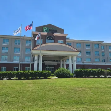 Holiday Inn Express & Suites SMITHFIELD - SELMA I-95 by IHG