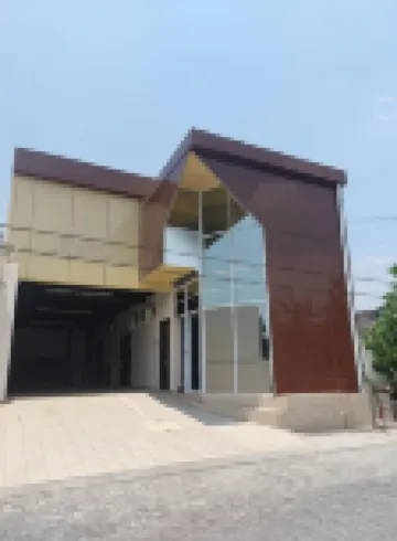 V Quin Hotels in North Semarang