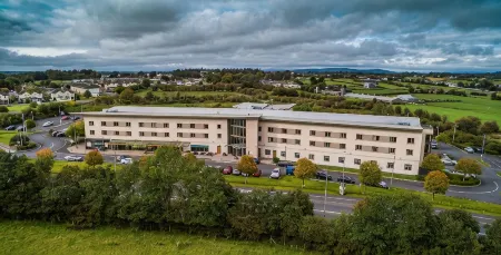 McWilliam Park Hotel Отели рядом с достопримечательностью «Knock Shrine»
