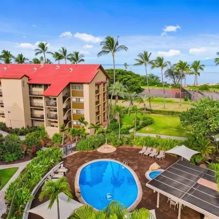 Maui Schooner Resort