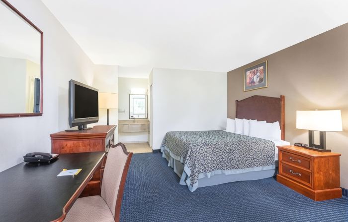 Days Inn by Wyndham Arlington Pentagon