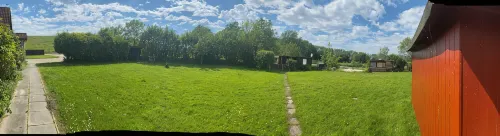 Kleine Ferienwohnung , Direkt am Deich und Hafen von Eckwarden mit Gartennutzung