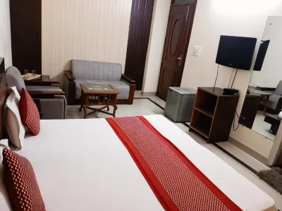 Hotel Home Stay Dwarka Hotels near Indian Institute of Technology Delhi