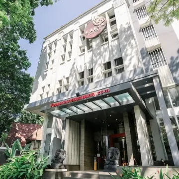 Kalya Hotel Bandung Dago Hotels near Cafe Halaman