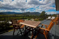 New Norfolk Holiday Apartments - Homestays
