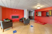 Econo Lodge Inn & Suites Hotels in Pontoon Beach