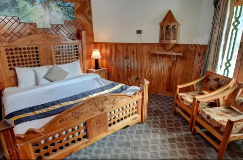 Manila Huts فنادق في Balakot Tehsil