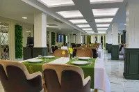 Bayrak Grand Hotel - breakfast