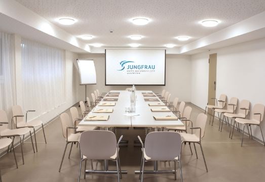 융프라우 호텔 외관