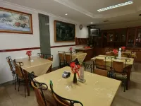 Hotel Super 888 Hotels in Karimun Sub-District