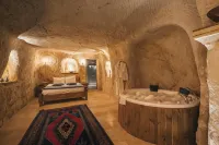 Lagania in Cave