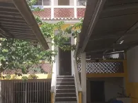 Colinna Hostel Hotels near RIOgaleão International Airport