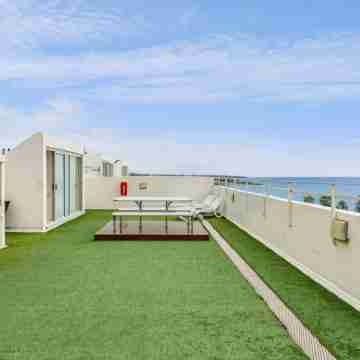 Beachside Paradise - Ocean Views, Central Position Others