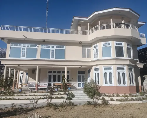 Legend Hotel Chitral Hotels in Chitral
