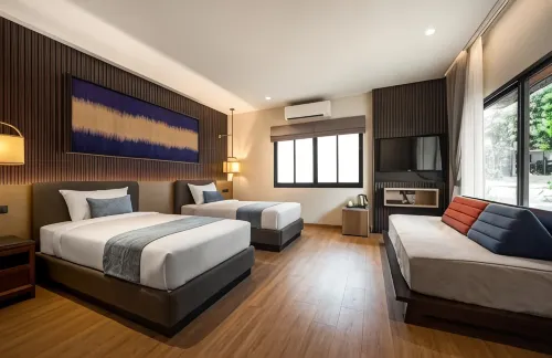 Ban Saithong Beach Resort Hotels in Bang Saphan Noi
