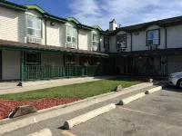 Okotoks Country Inn Hotels in Foothills County