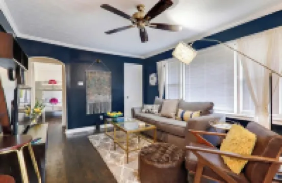 2BR/1BA Designer House in Decatur Hotels in Belvedere Park