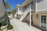 Elegance East Hotel Hotel a 