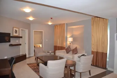 De Brass Suites Hotel - Deluxe  호텔
