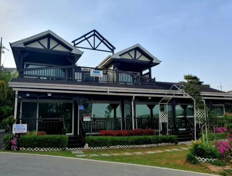 Seosan the Blue Ocean Pension