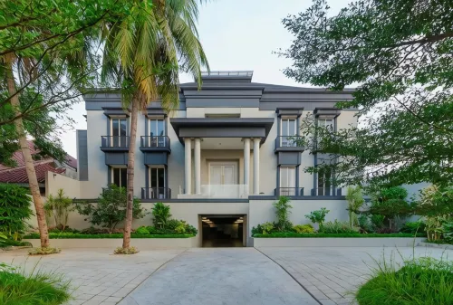 Home 899 Patal Senayan - Pensions