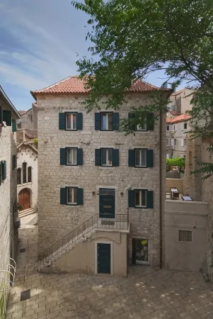 Hotel Vestibul Palace