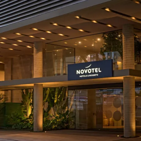 Novotel Curitiba Batel Отели рядом с достопримечательностью «Улица 24 часа»