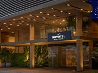 Novotel Curitiba Batel Hotels in 