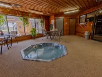 Thunderbird Lodge Hotels in Mitchell