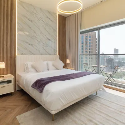 Vogue | Jeewar Jvc Near Circle Mall | Pool & Gym Отели рядом с достопримечательностью «Комплекс Дубай-Студио-Сити»