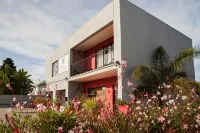 Broadway Tygervalley House Hotels near Tygerberg Nature Reserve