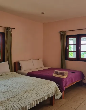 ห้องพักสำหรับสี่ท่านพร้อมระเบียง