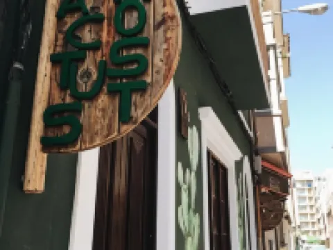 Cactus Host Hoteles en Las Palmas de Gran Canaria