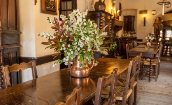 Hostellerie du Vieux Pérouges